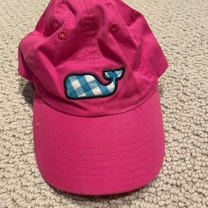 Vineyard Vines hot pink hat- lightly used, one size